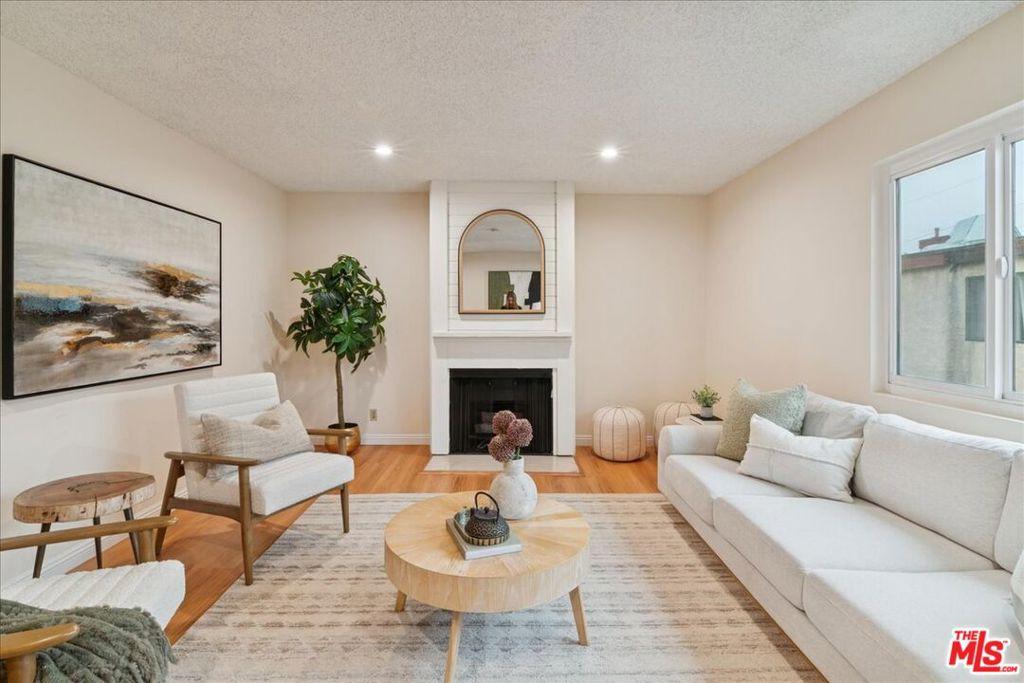 MLS #25628391 image #0