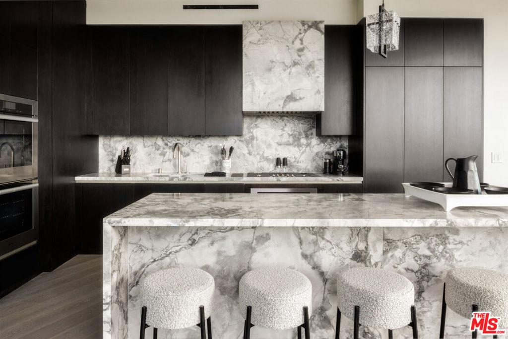 MLS #25628615 image #0