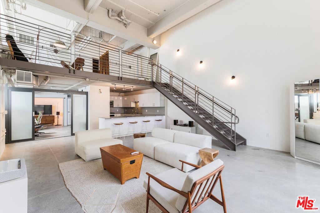 MLS #25629051 image #0