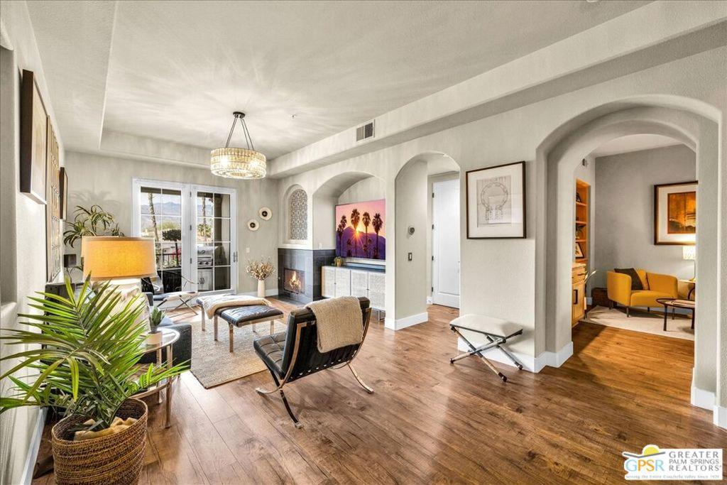 MLS #25629095PS image #0