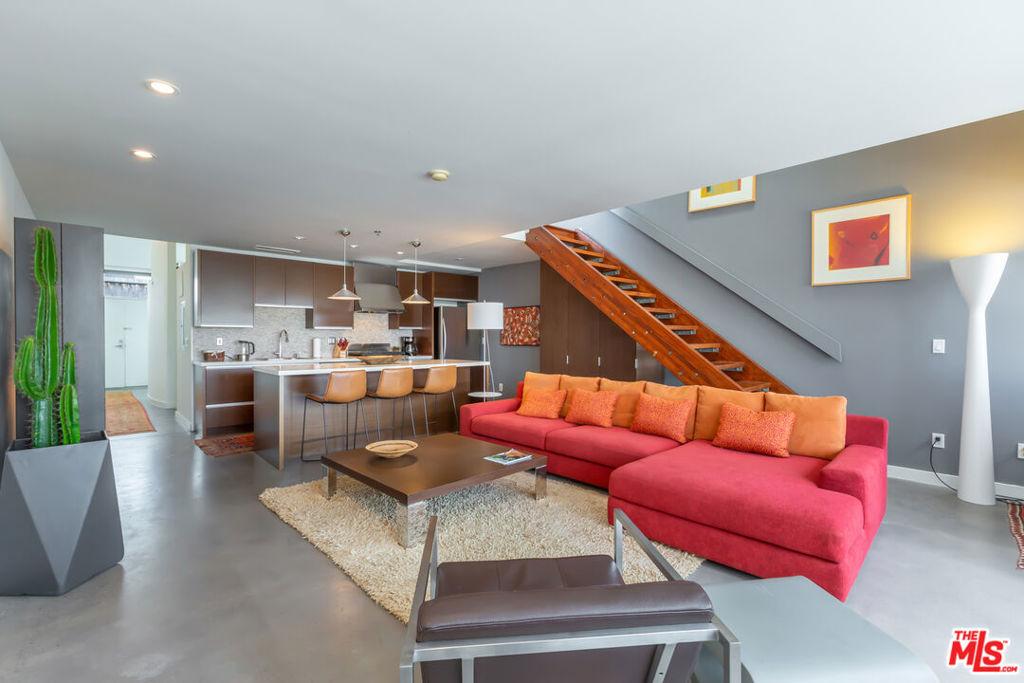 MLS #25629589 image #0