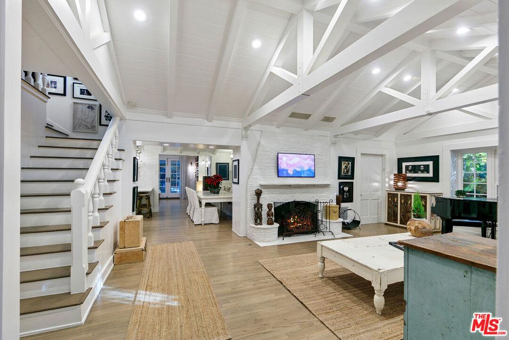 MLS #25630183 image #0