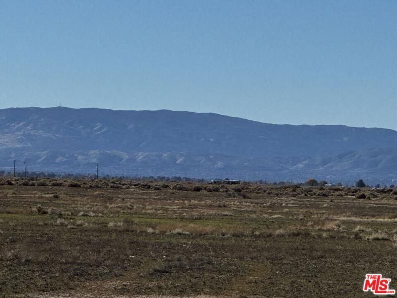 MLS #25630813 image #0