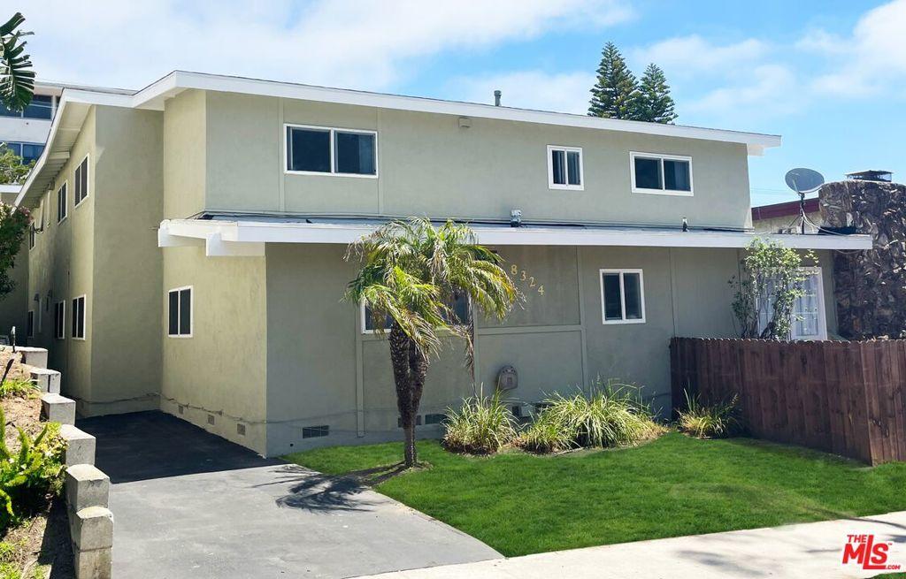 8324 W Manchester AV Playa del Rey CA 90293 | MLS #25630919 45 MLS #25630919 image #0