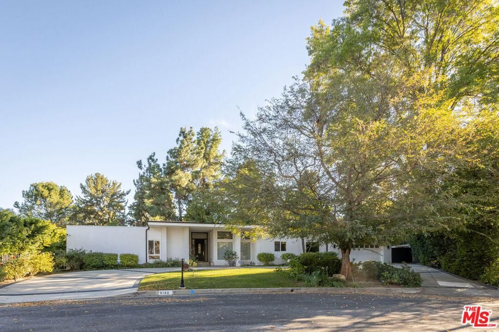 MLS #25630947 image #0