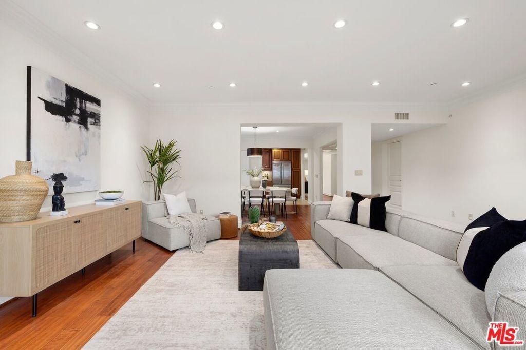 MLS #25631411 image #0