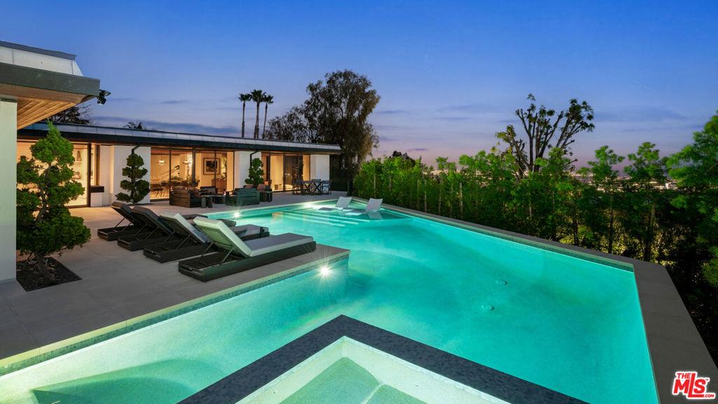 MLS #25631599 image #0