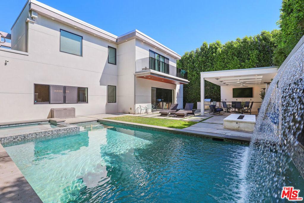 MLS #25631631 image #0