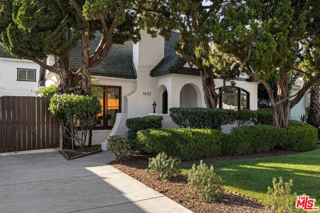 MLS #25631771 image #0