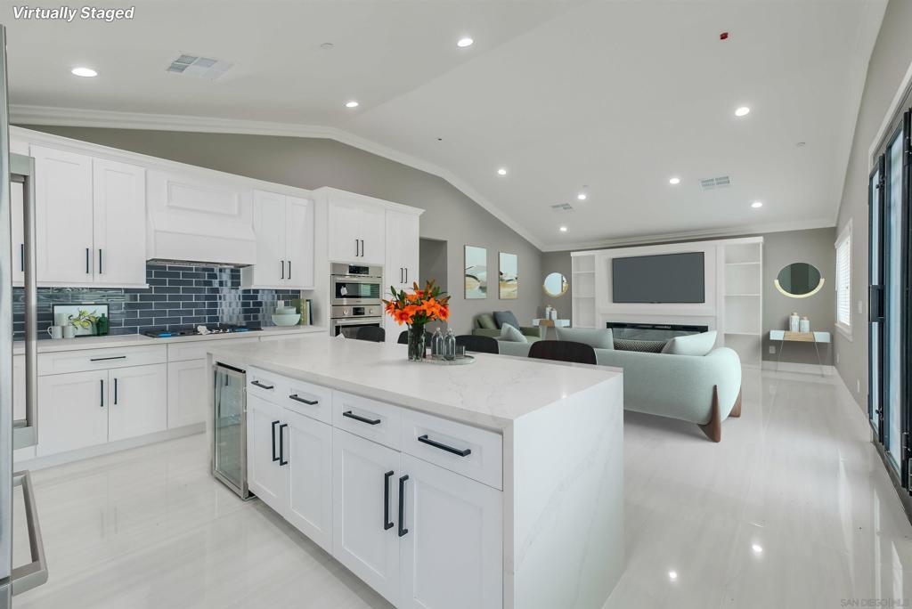 MLS #260003156SD image #0