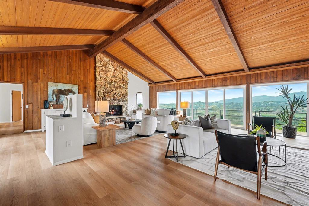 MLS #2600037SD image #0