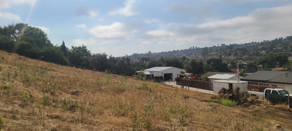 MLS #2600053SD image #0