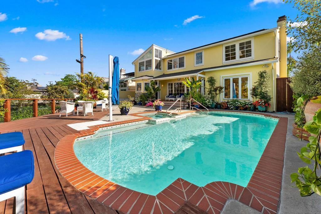 MLS #260005611SD image #0