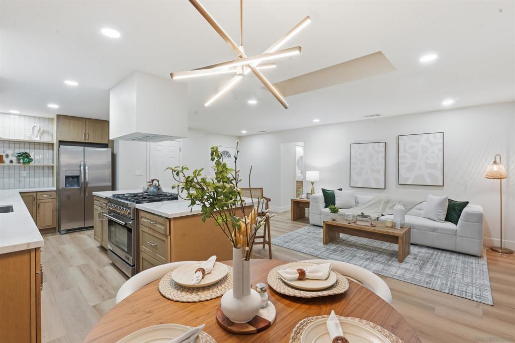 MLS #2600068SD image #0