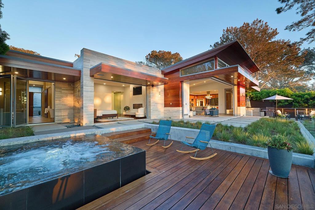 MLS #260008026SD image #0