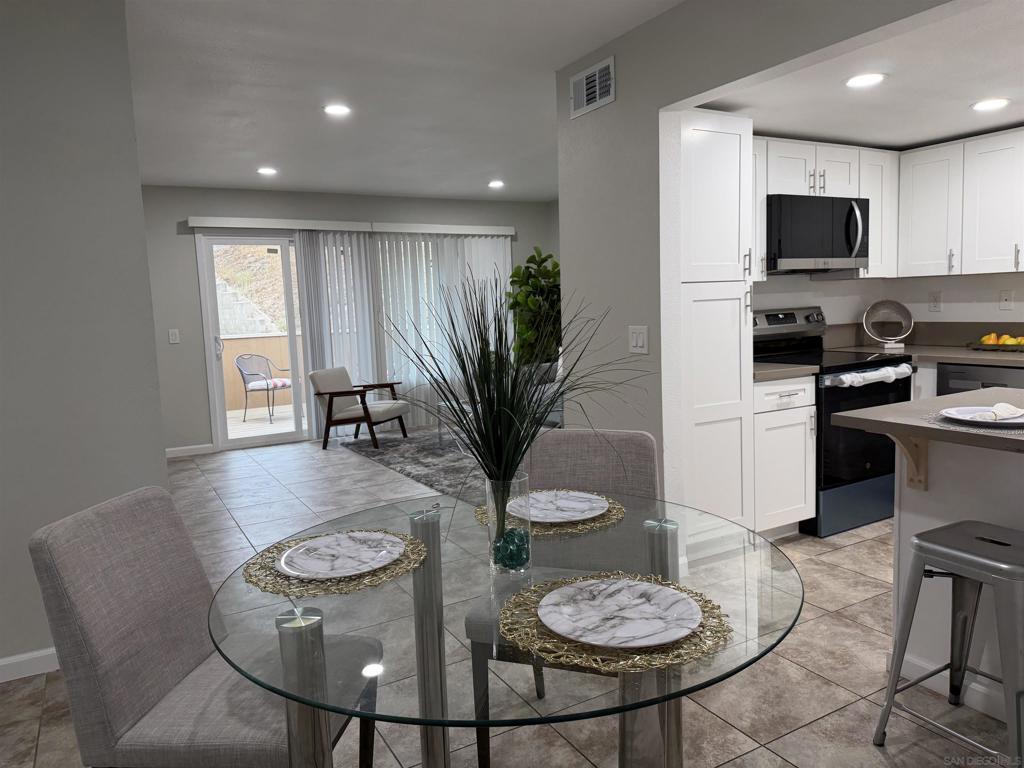 MLS #260012011SD image #0