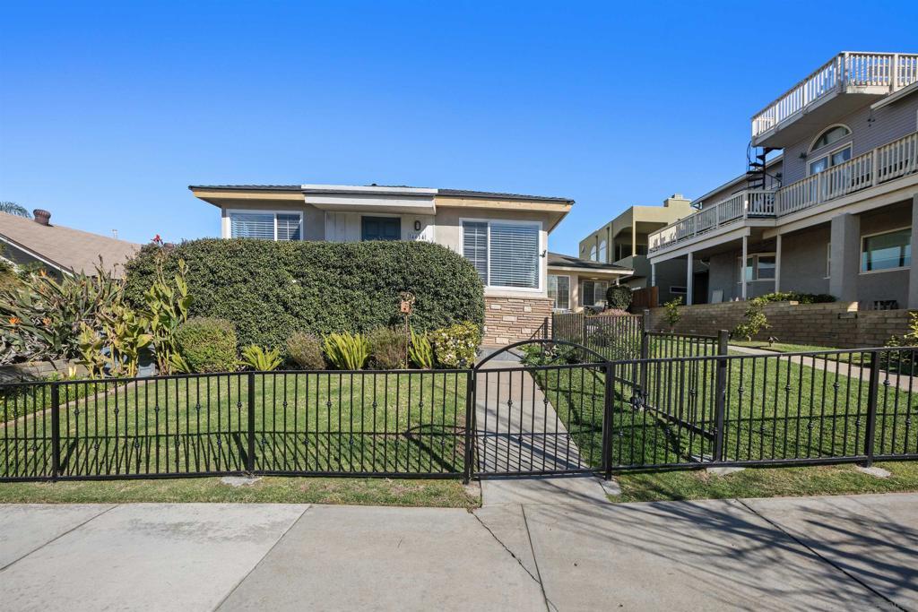 MLS #260012085SD image #0