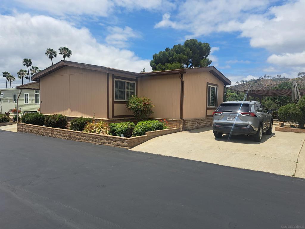 MLS #260012807SD image #0