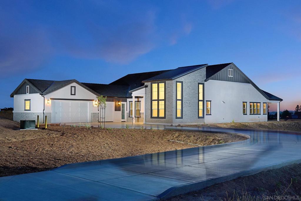 MLS #260012912SD image #0