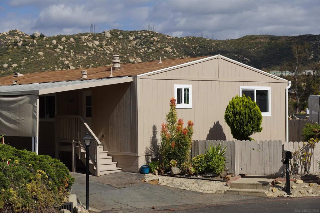 MLS #260012976SD image #0