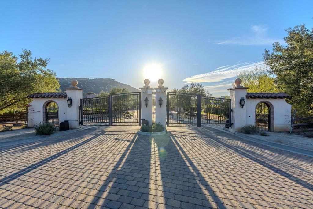 MLS #260013260SD image #0