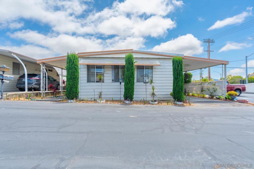 718 Sycamore Ave #73 Vista CA 92083 | MLS #260014991SD 41 MLS #260014991SD image #0