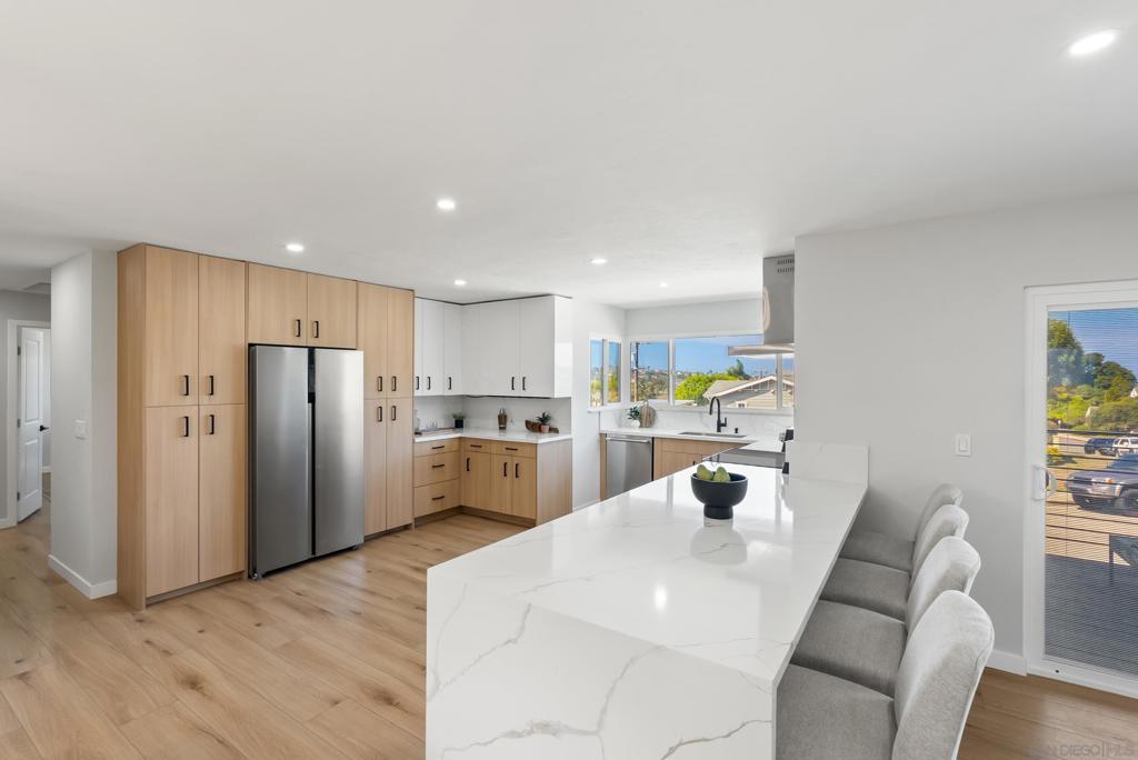 MLS #260015061SD image #0