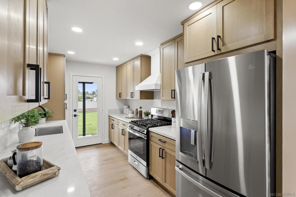 MLS #260015170SD image #0
