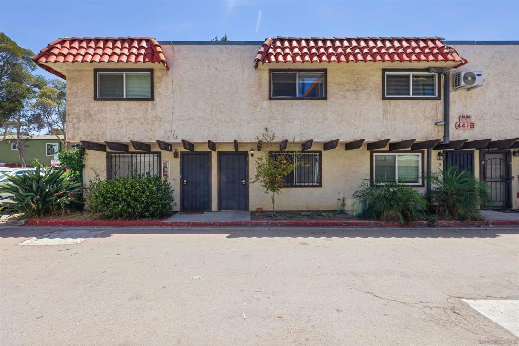 4416 Delta #2 San Diego CA 92113 | MLS #260015376SD 45 MLS #260015376SD image #0