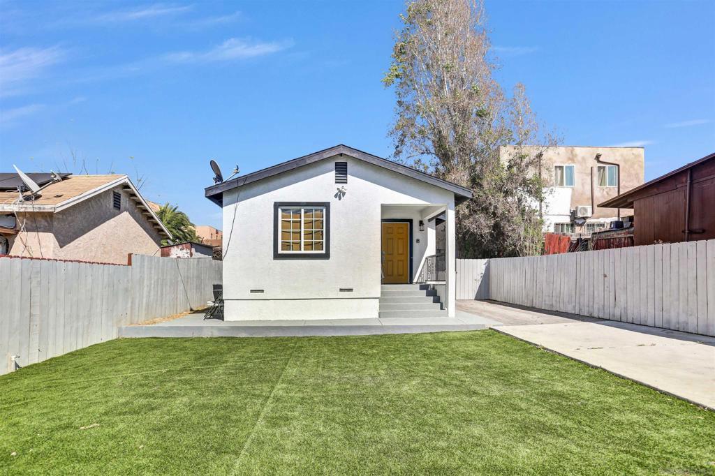 MLS #260015392SD image #0