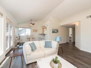 MLS #260015872SD image #0