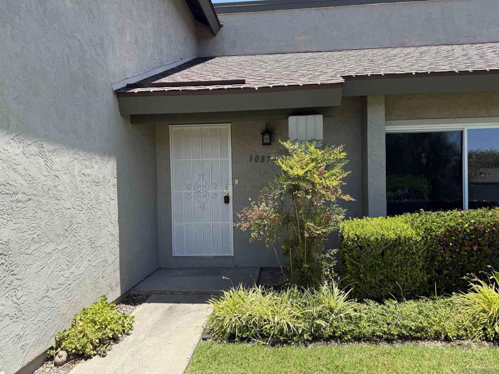 MLS #260015893SD image #0