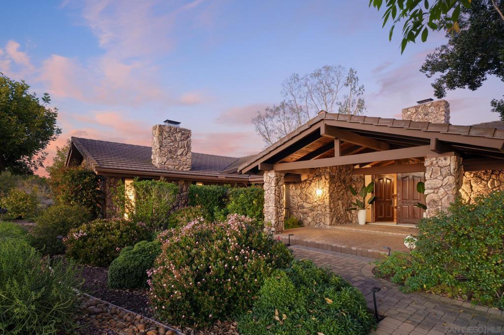 MLS #260016030SD image #0