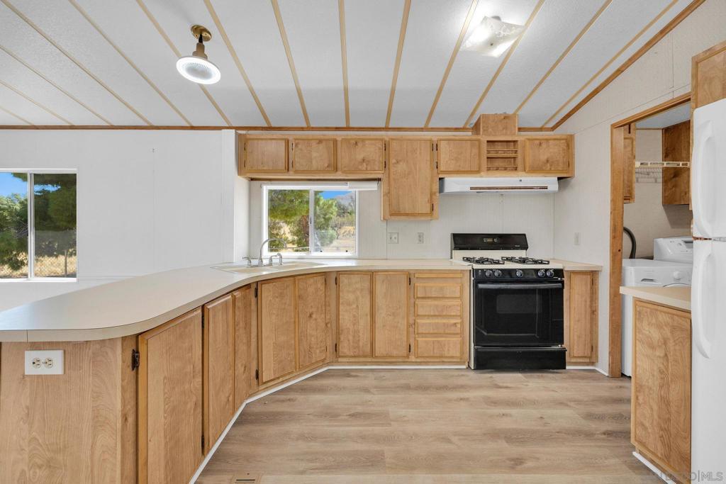 MLS #260016169SD image #0