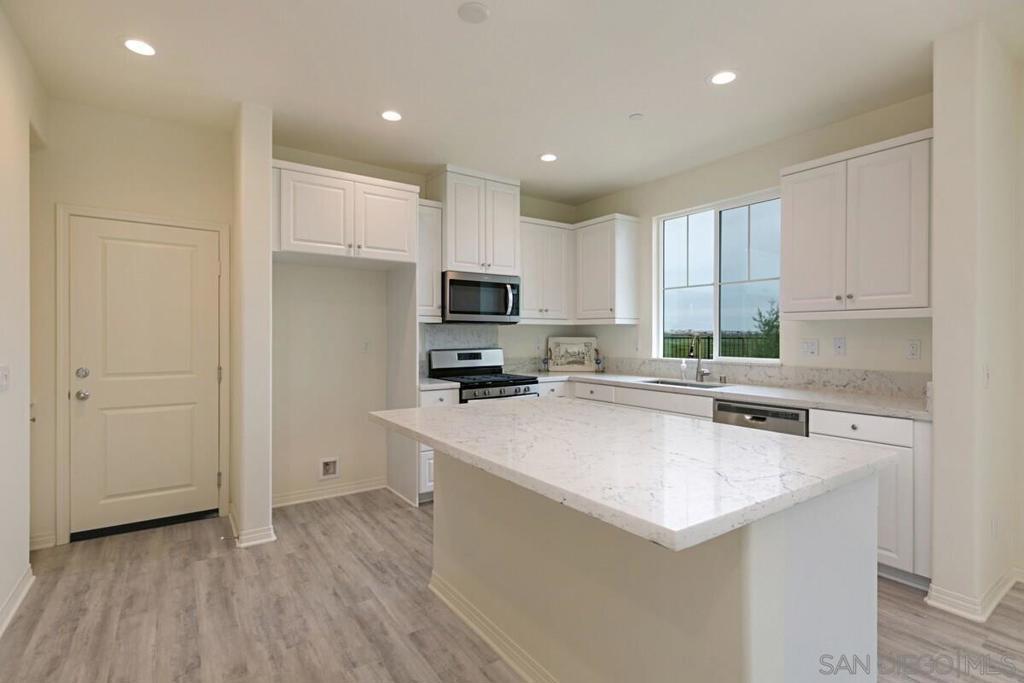 MLS #260016171SD image #0