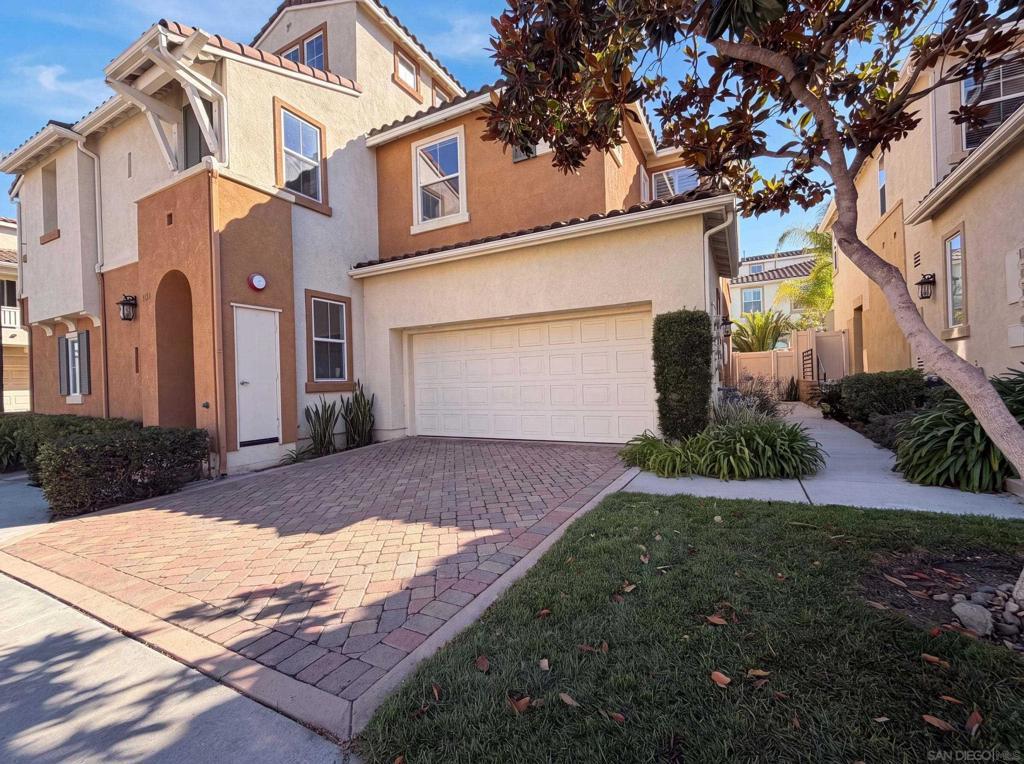 MLS #260016327SD image #0