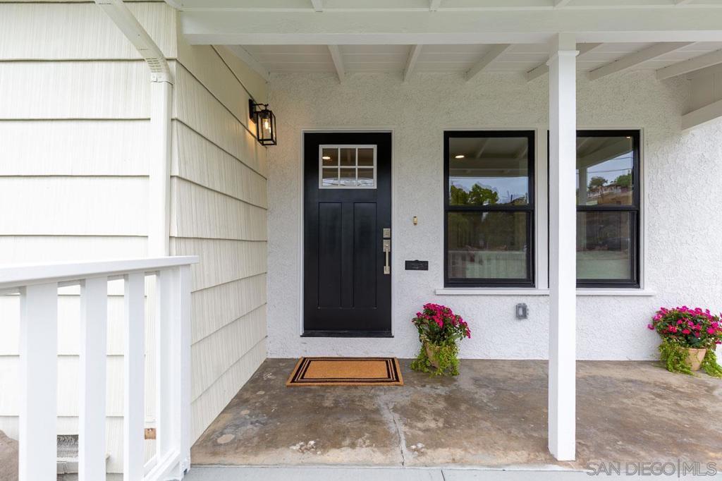 MLS #260016382SD image #0