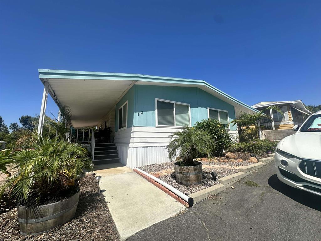 MLS #260016904SD image #0