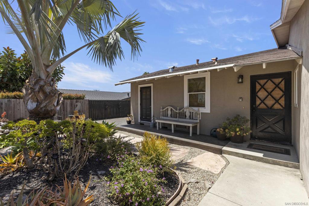 MLS #260017298SD image #0