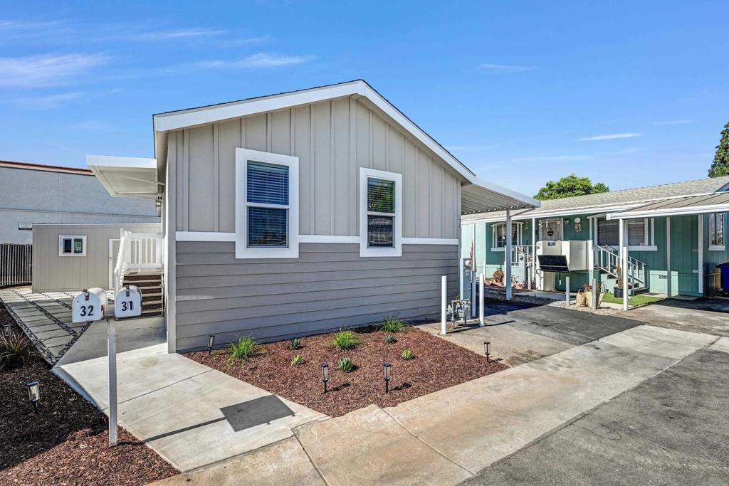 MLS #260017308SD image #0