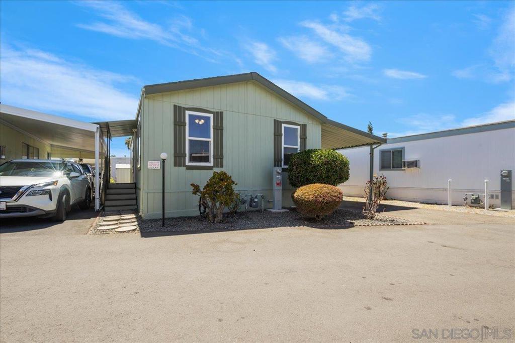 MLS #260017325SD image #0