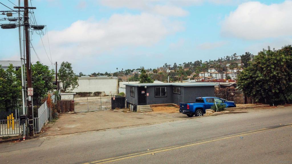 MLS #260017421SD image #0
