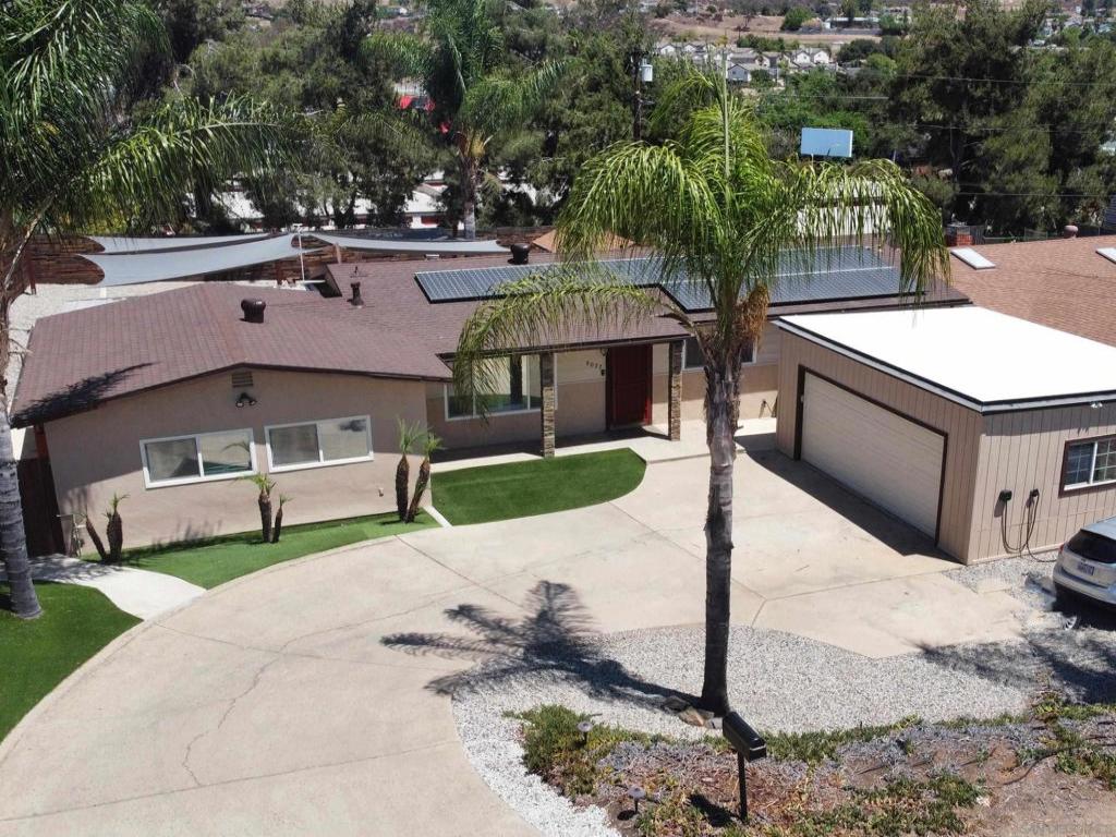 MLS #260017916SD image #0