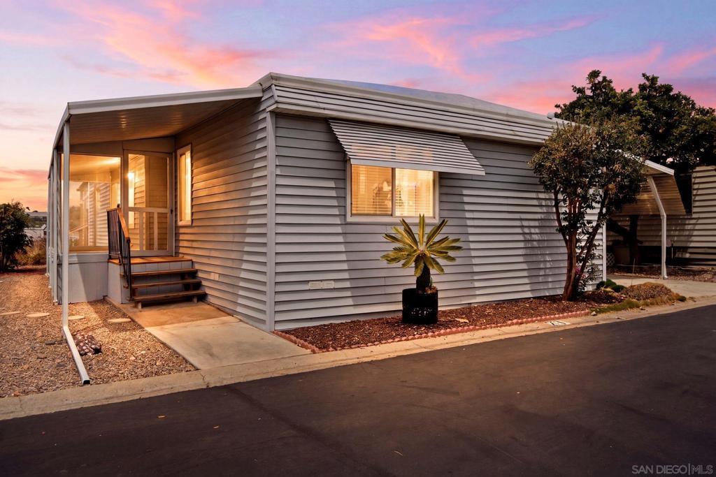 MLS #260018072SD image #0