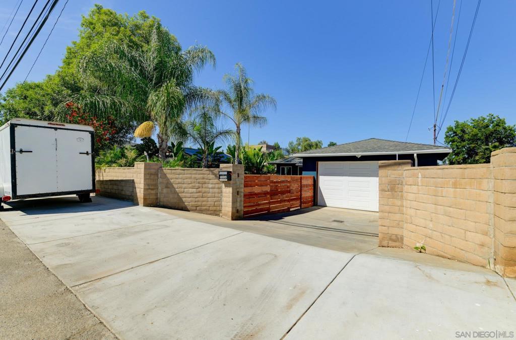 MLS #260018157SD image #0