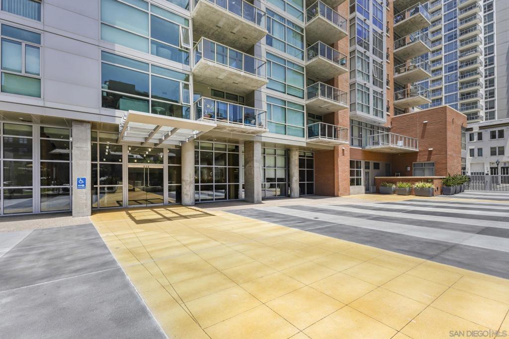 MLS #260018165SD image #0