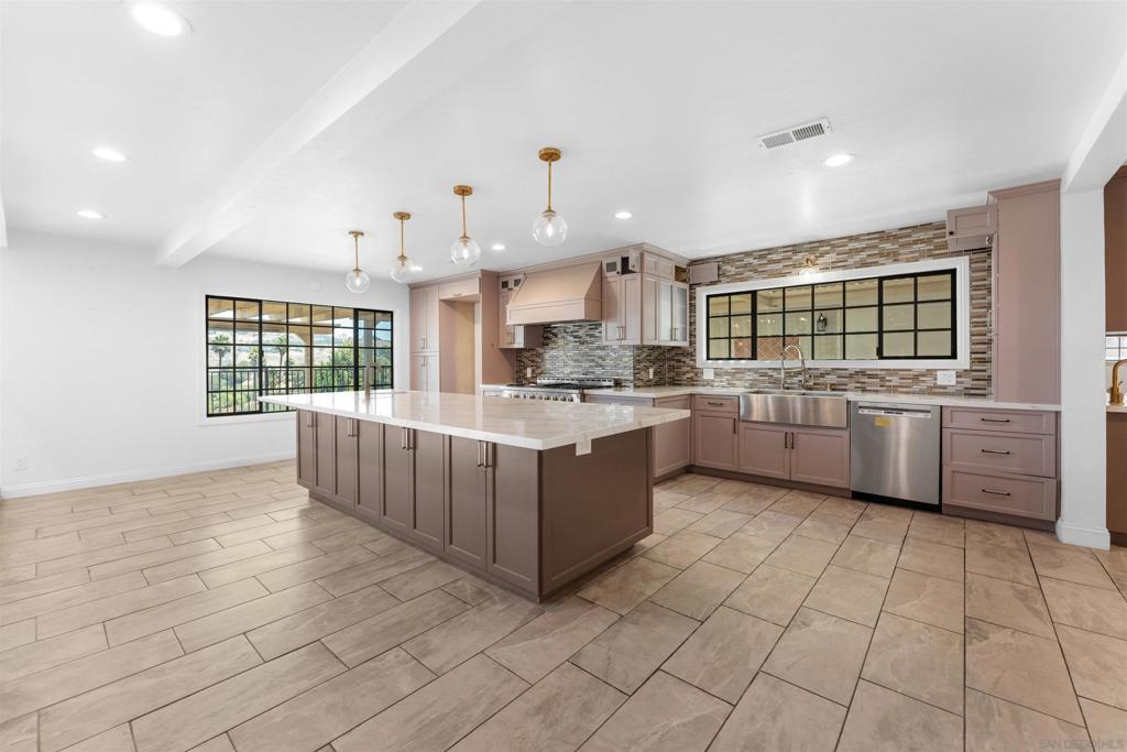 MLS #260018295SD image #0