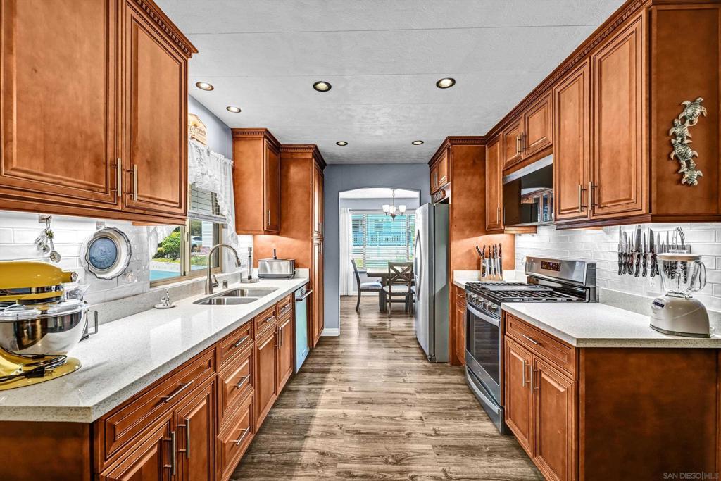 MLS #260018338SD image #0