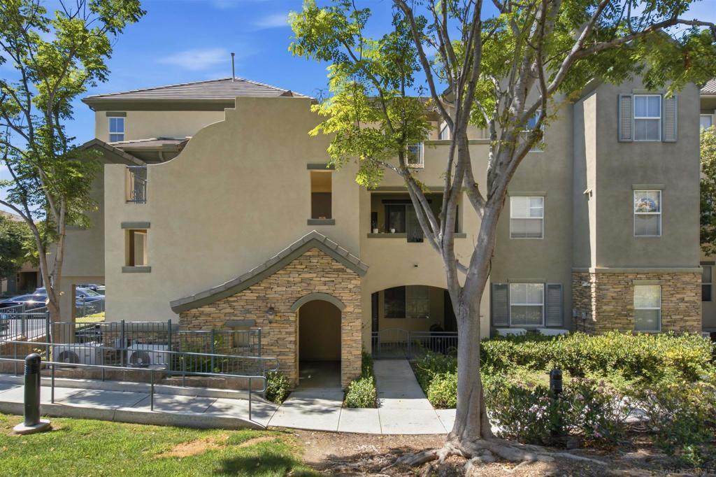 MLS #260018391SD image #0