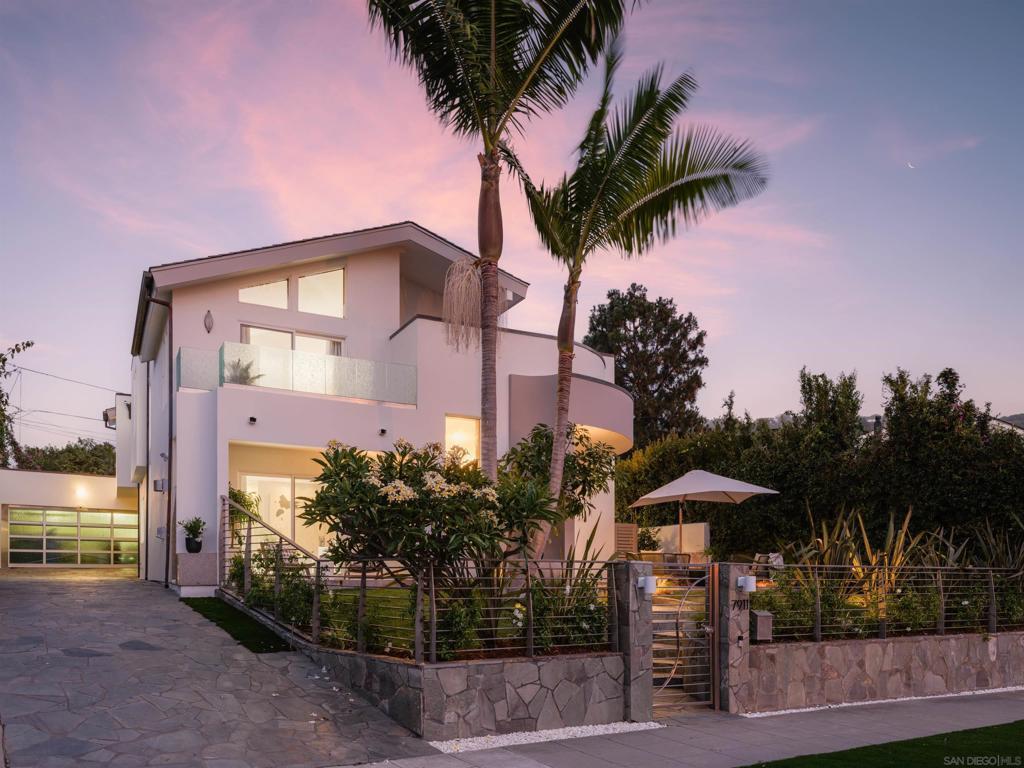 MLS #260018396SD image #0